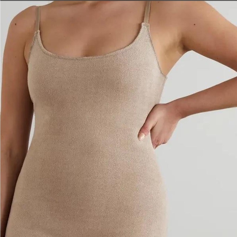 Skims dress - Picture 2 of 6